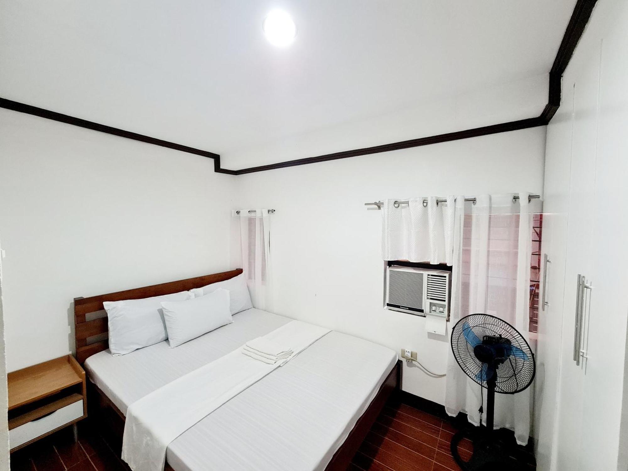 Calapan City Fully Furnished House Transient Near Xentromall L39 المظهر الخارجي الصورة