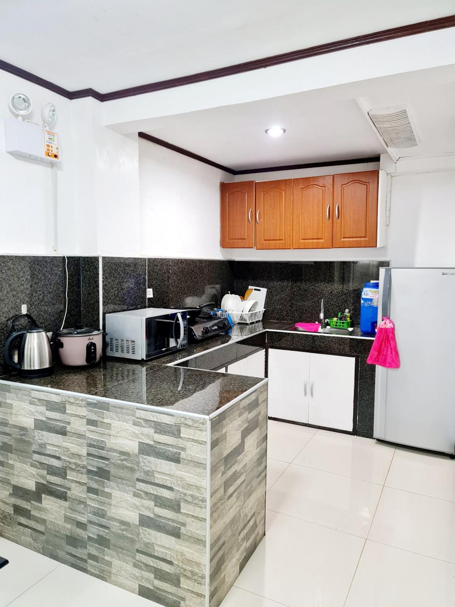 Calapan City Fully Furnished House Transient Near Xentromall L39 المظهر الخارجي الصورة