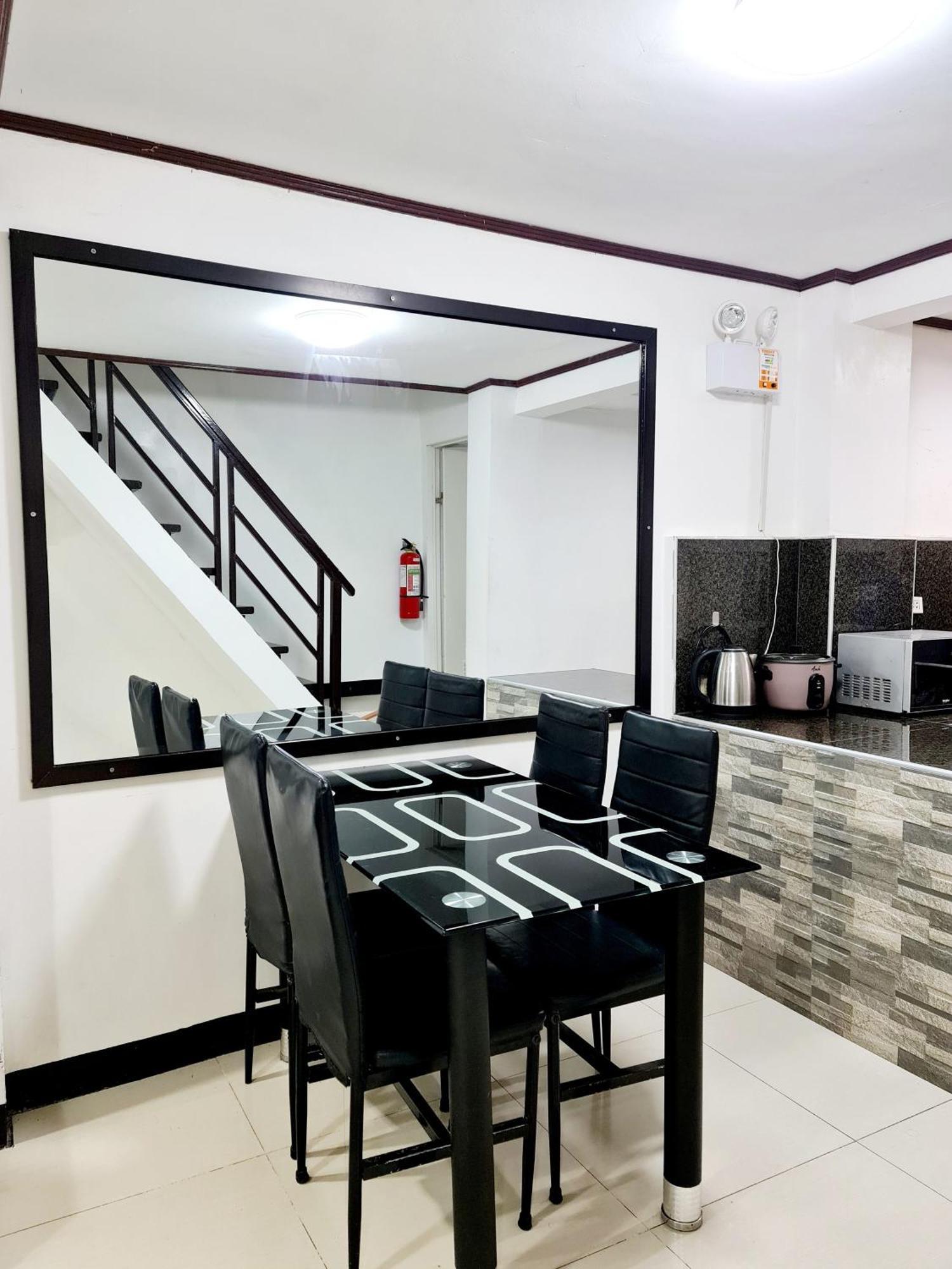 Calapan City Fully Furnished House Transient Near Xentromall L39 المظهر الخارجي الصورة